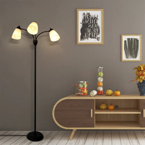 Lampadaire Industriel Avec Boule